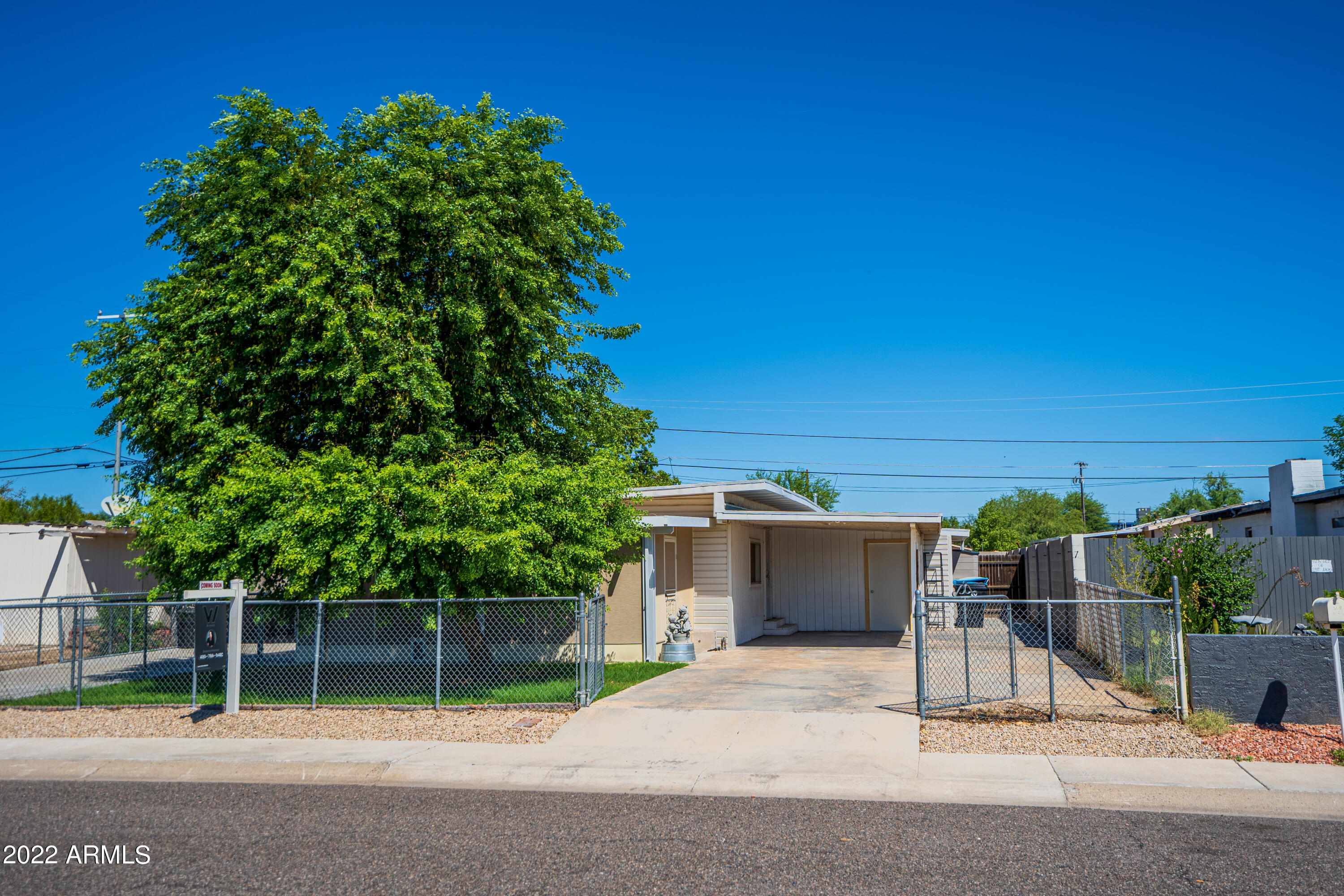 2704 East Phelps Road Phoenix, AZ 85032 - Photo 1 of 22 _DSC3402-HDR