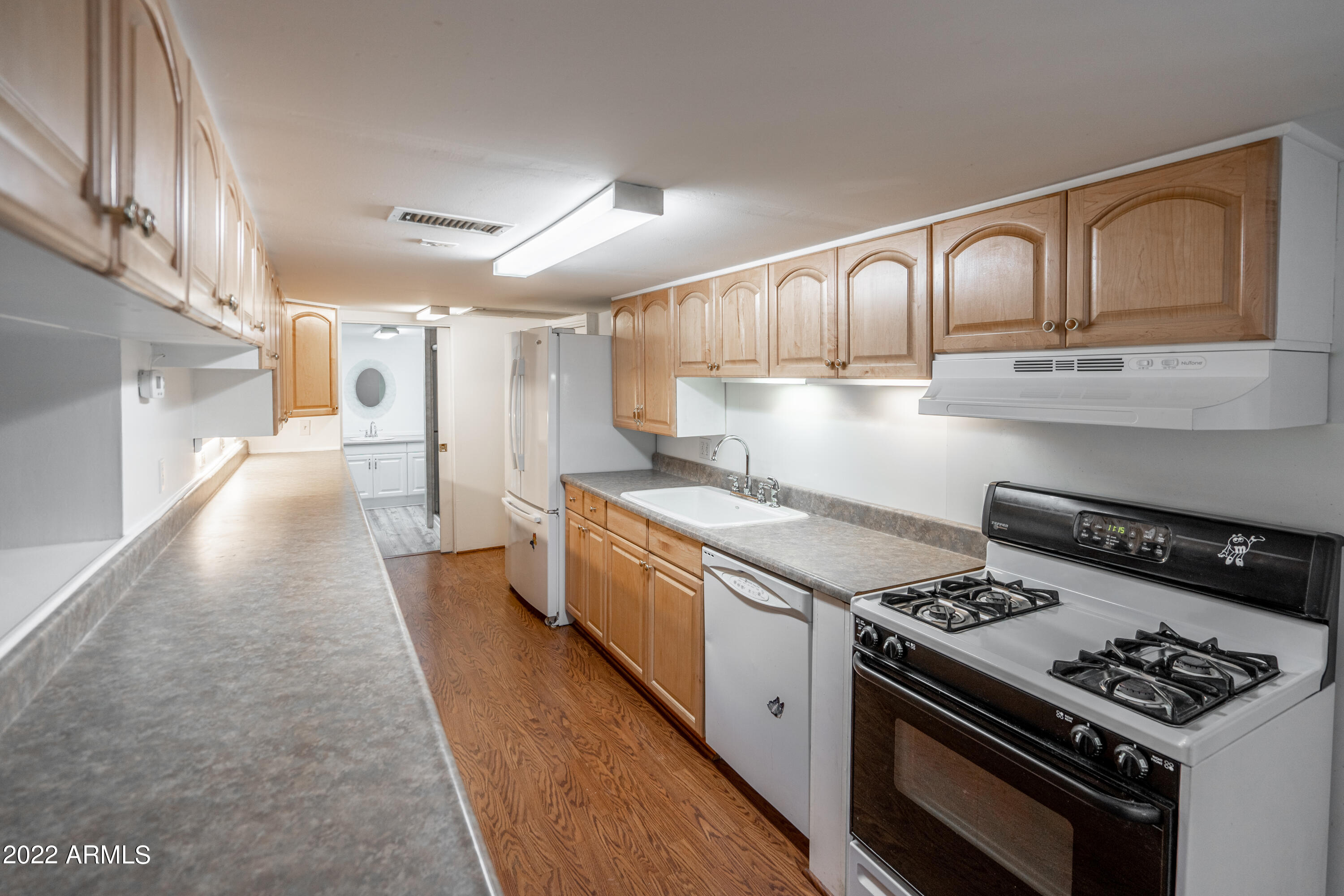 2704 East Phelps Road Phoenix, AZ 85032 - Photo 15 of 22 _DSC3465-HDR