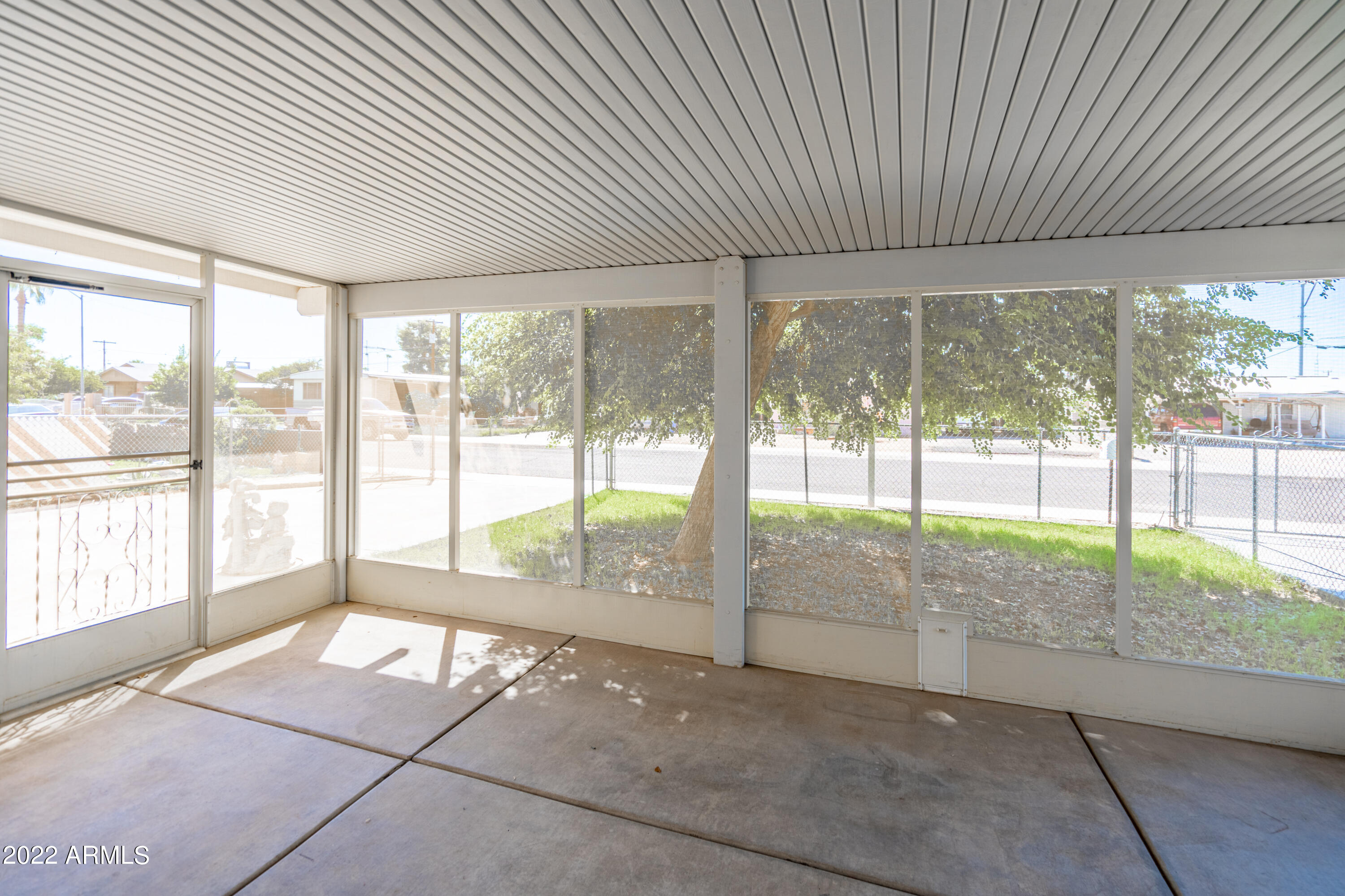 2704 East Phelps Road Phoenix, AZ 85032 - Photo 5 of 22 _DSC3384-HDR