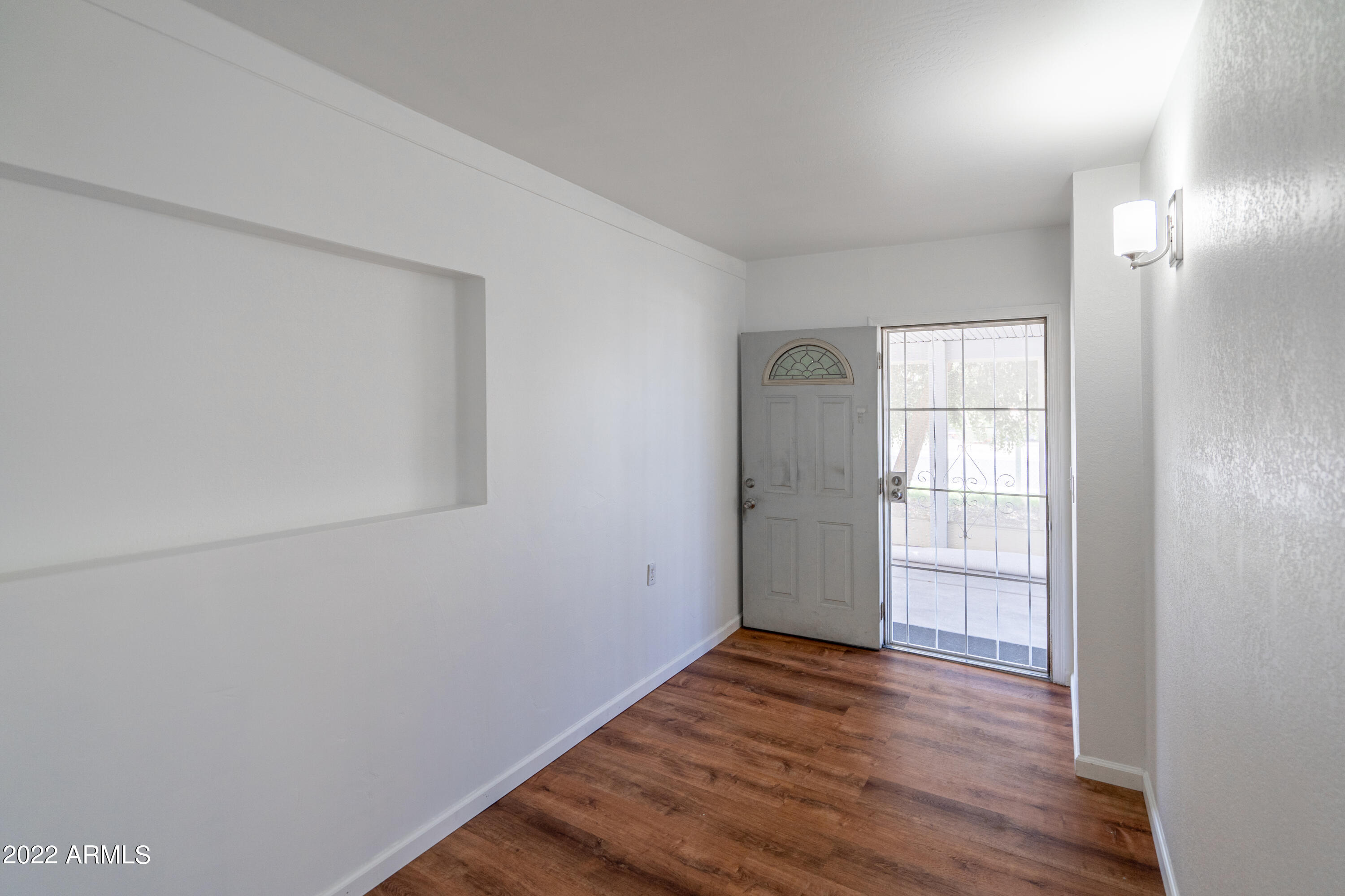 2704 East Phelps Road Phoenix, AZ 85032 - Photo 7 of 22 _DSC3408-HDR
