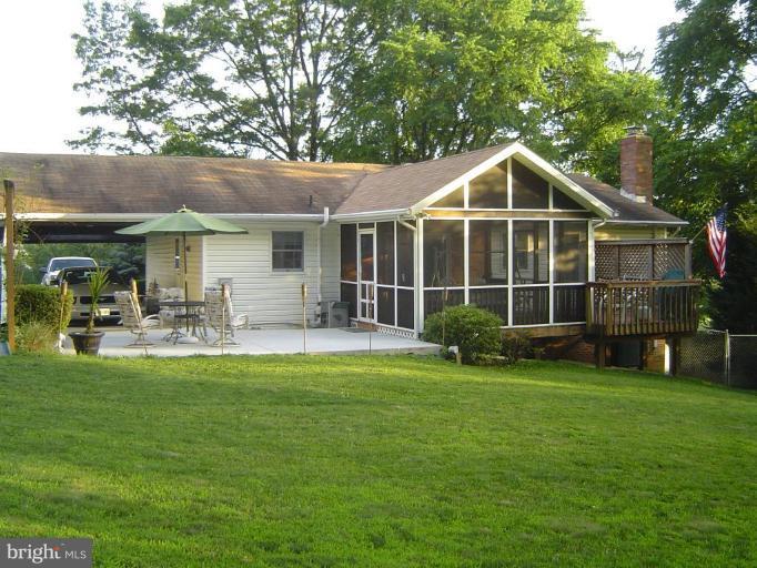 607 Prospect Road Mount Airy, MD 21771 - Photo 11 of 15 Exterior (Rear)