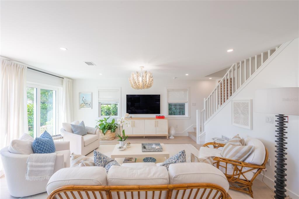 321 Casey Key Road Nokomis, FL 34275 - Photo 15 of 90