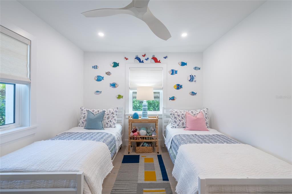 321 Casey Key Road Nokomis, FL 34275 - Photo 20 of 90