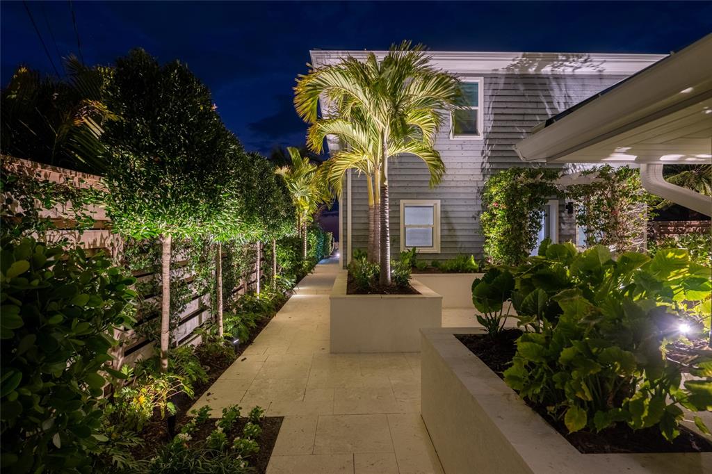 321 Casey Key Road Nokomis, FL 34275 - Photo 57 of 90