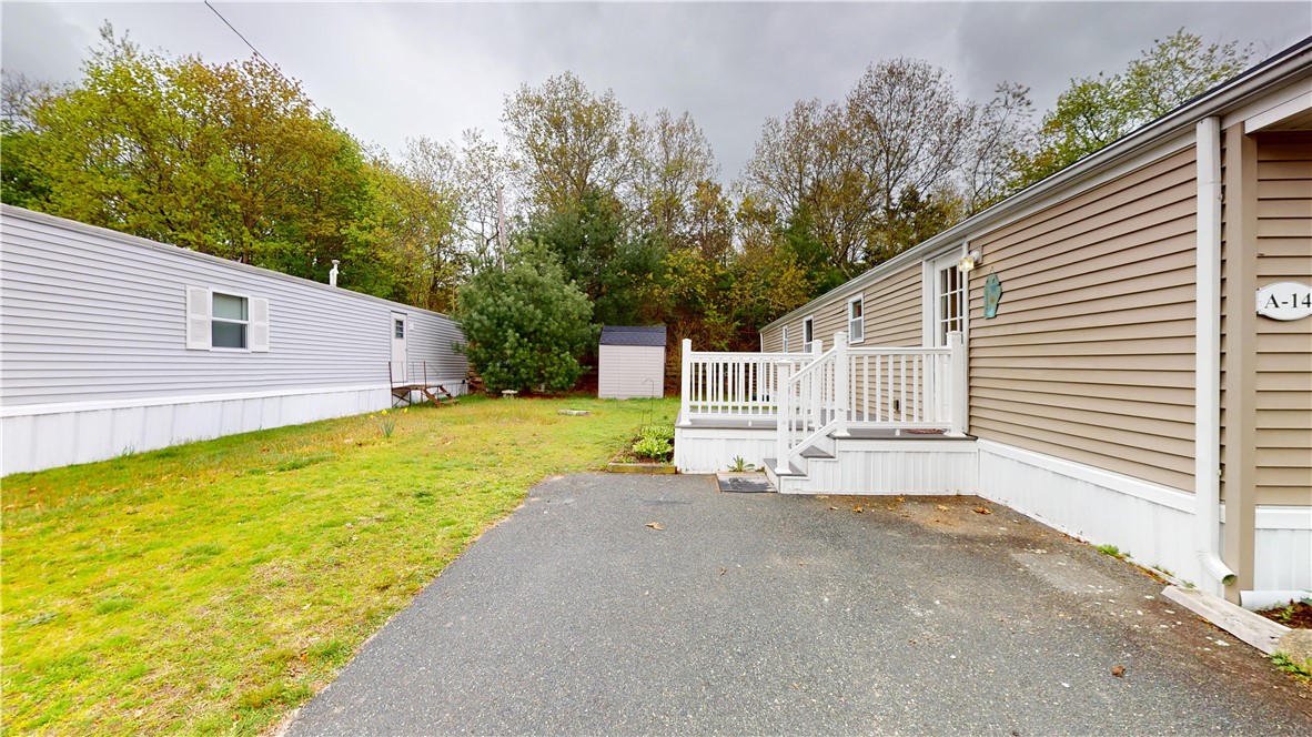 14 Krzak Road North Kingstown, RI 02852 - Photo 6 of 37