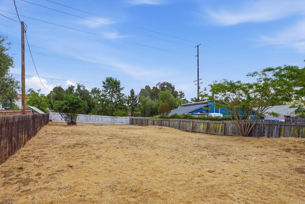 14009 Eastern Street Poway, CA 92064 - Photo 39 of 44