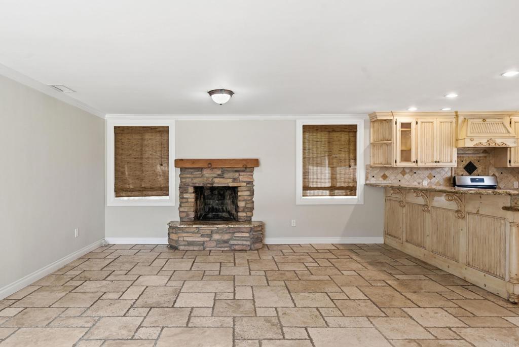 14009 Eastern Street Poway, CA 92064 - Photo 4 of 43