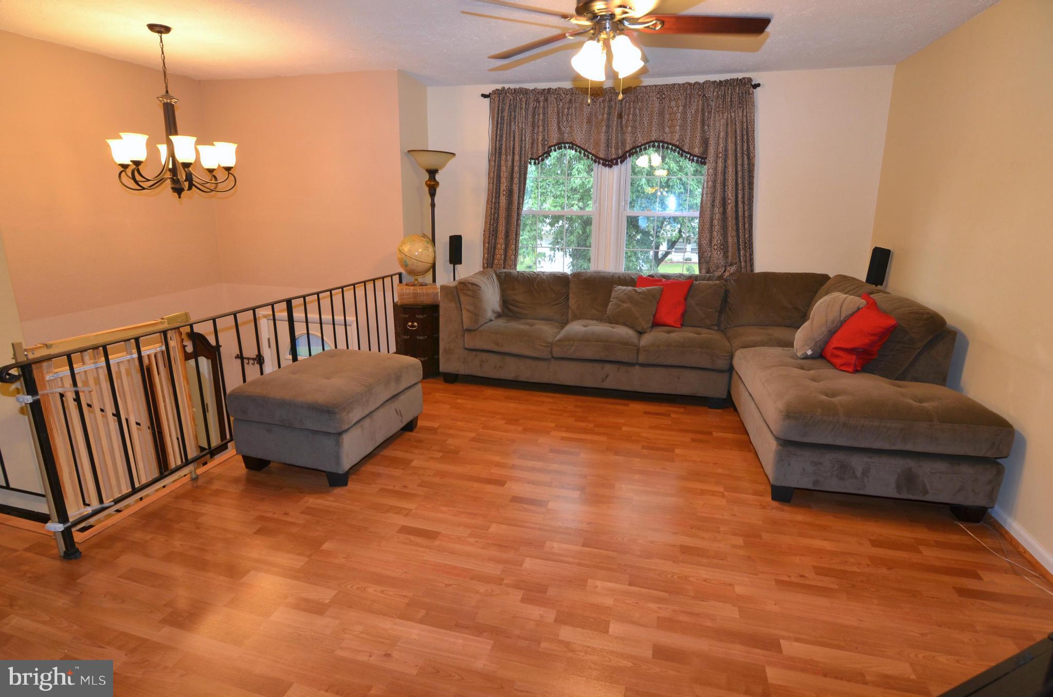7918 Tower Court Road Severn, MD 21144 - Photo 9 of 30 Living Room