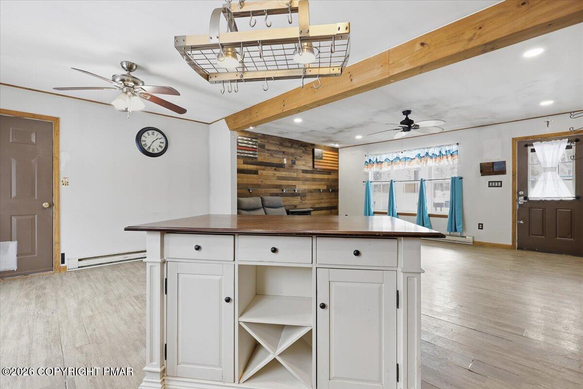 199 Magic Mountain Road Henryville, PA 18332 - Photo 20 of 74 Eat-in kitchen