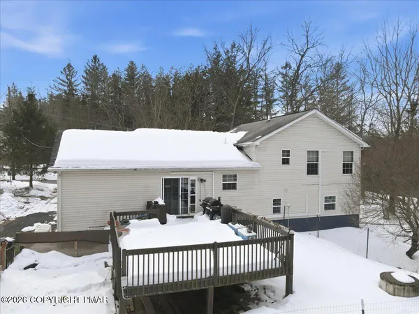 $315,000 | 199 Magic Mountain Road, Henryville, PA 18332