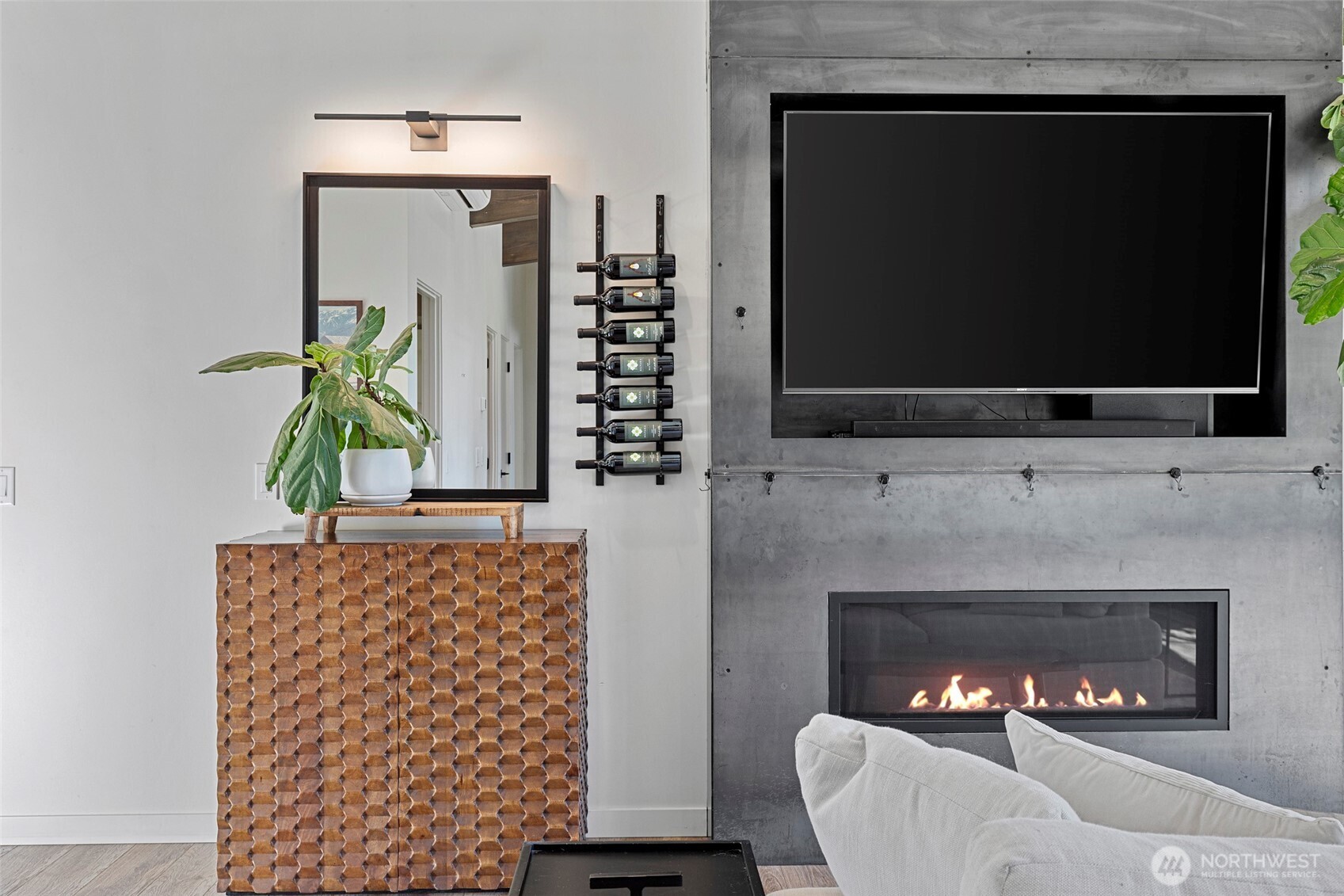 10695 Eagle Creek Road Leavenworth, WA 98826 - Photo 11 of 39 a living room with furniture and a fireplace