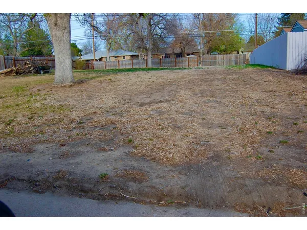 a view of outdoor space with trees