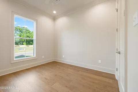 $860,000 | 117 Leaning Oak Drive, Lafayette, LA 70508