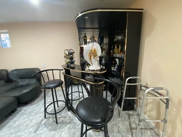 $1,800,000 | 34 Amherst Street | Manhattan Beach