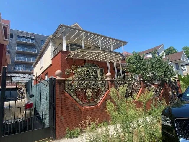 $1,800,000 | 34 Amherst Street | Manhattan Beach