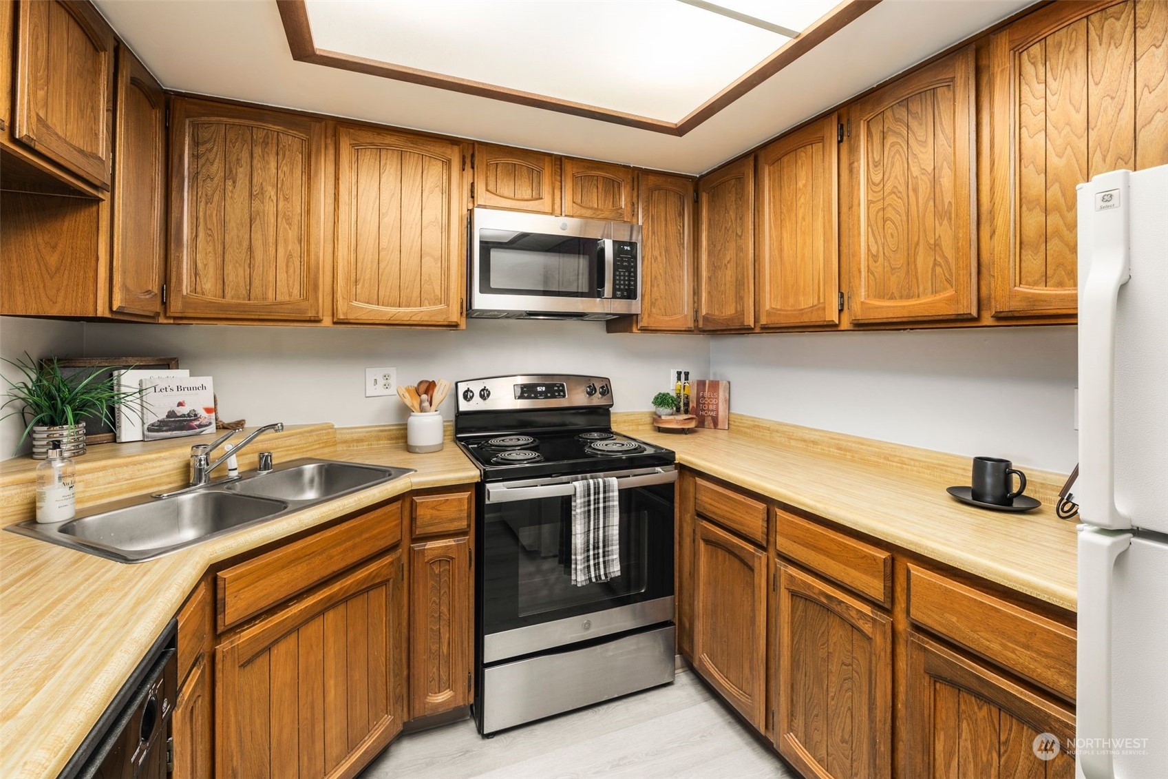 2607 Northeast 4th Street, Unit 228 Renton, WA 98056 - Photo 7 of 26