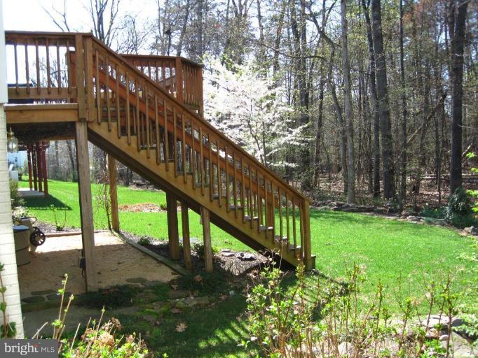 4606 Runnymeade Road Owings Mills, MD 21117 - Photo 2 of 23 Deck