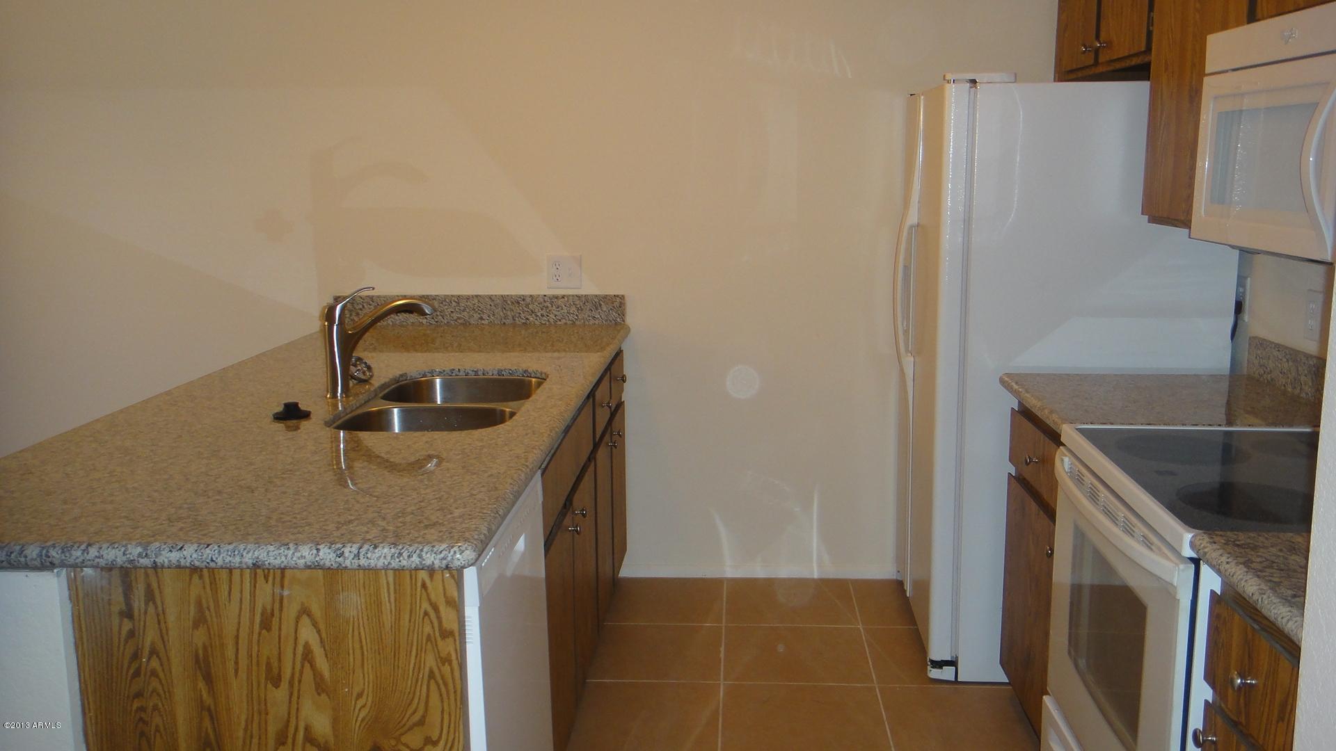 1754 East Grandview Road Phoenix, AZ 85022 - Photo 11 of 30 DSC03456