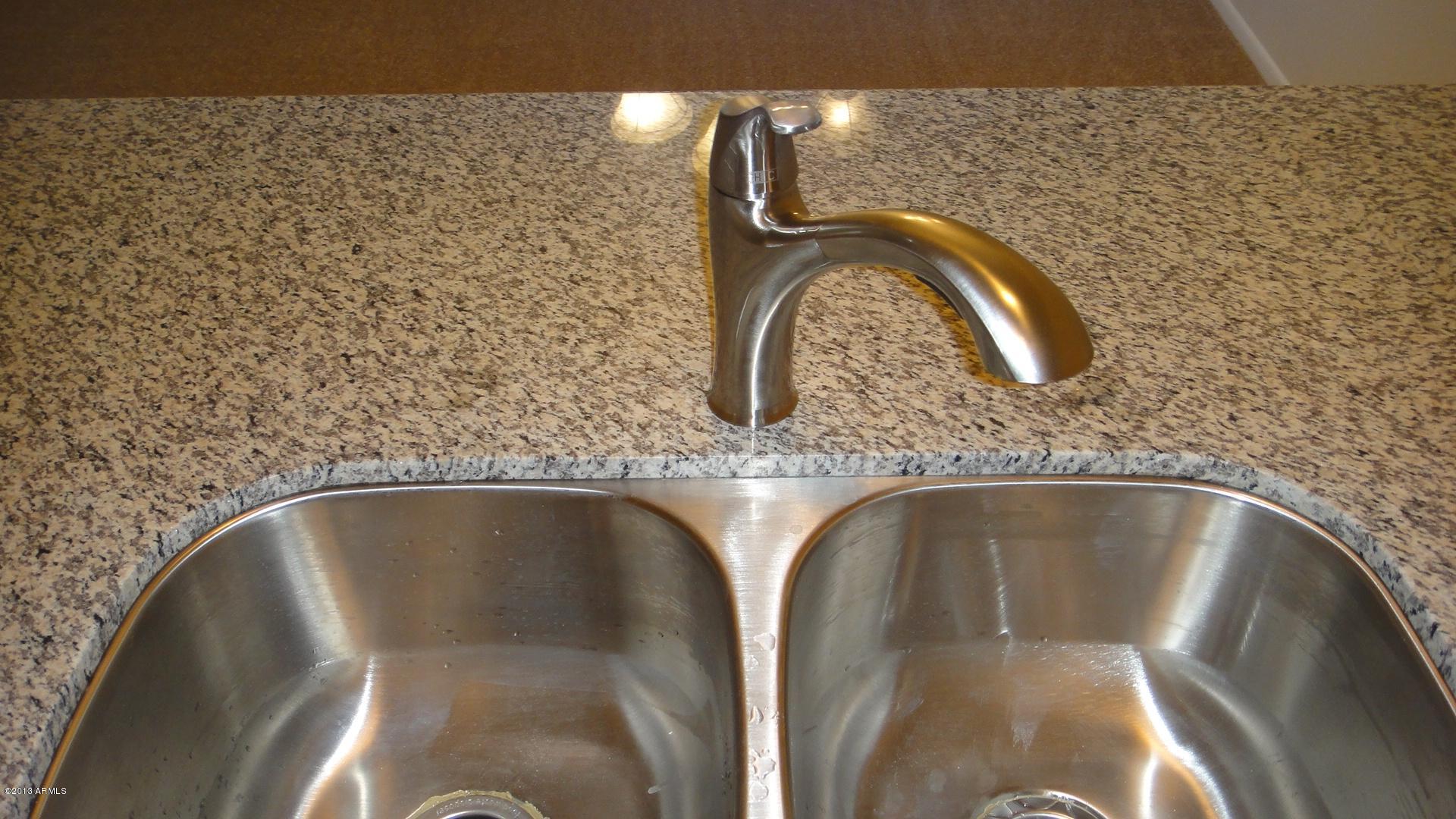 1754 East Grandview Road Phoenix, AZ 85022 - Photo 12 of 30 DSC03457