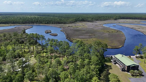 $289,000 | 340 Jay Jay Way, Carrabelle, FL 32322