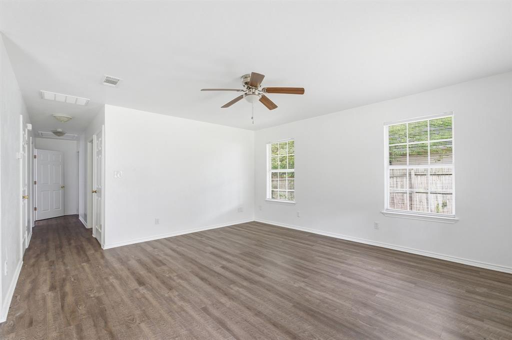 604 South Maxey Street Sherman, TX 75090 - Photo 8 of 25