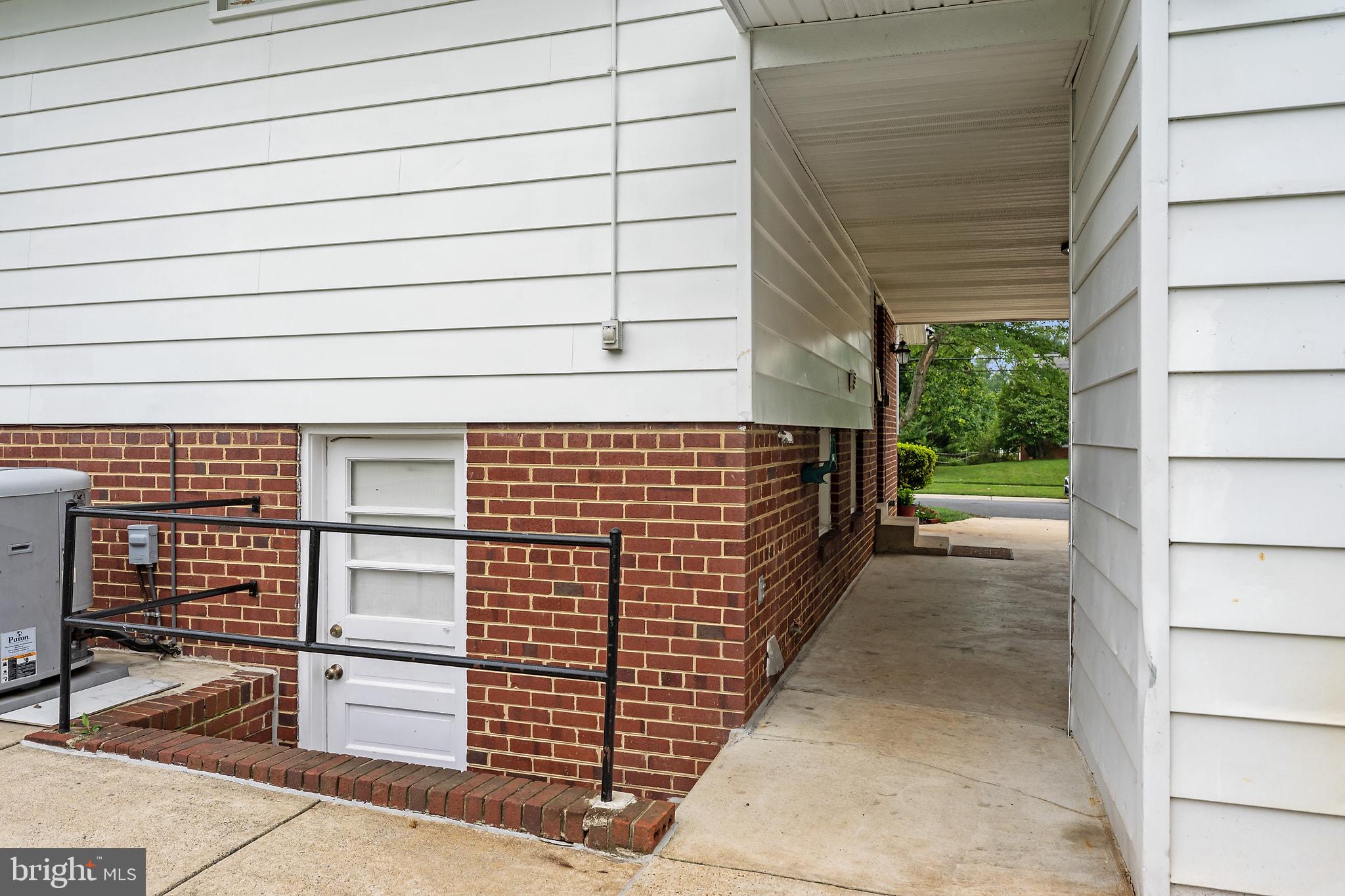 4501 Renn Street Rockville, MD 20853 - Photo 32 of 36