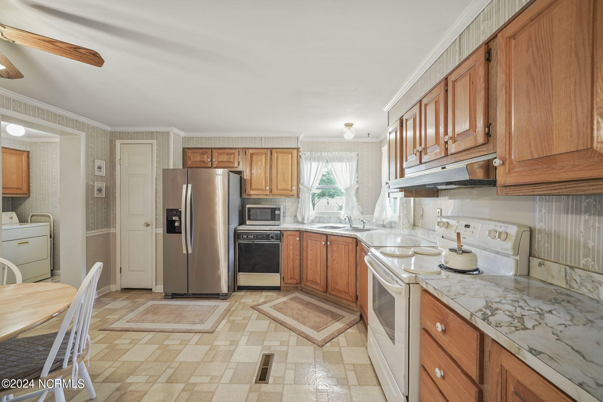 8108 Zebulon Road Youngsville, NC 27596 - Photo 5 of 39 20-web-or-mls-DSC08934