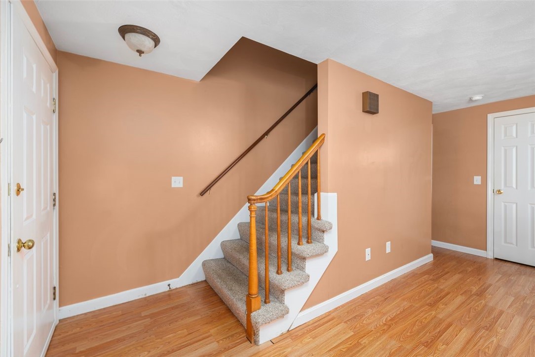 30 Eagle Run, Unit B Warwick, RI 02818 - Photo 8 of 50