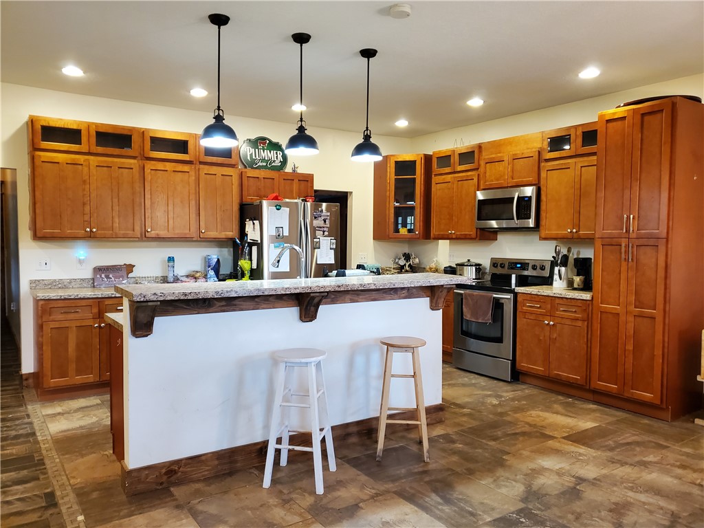 1511 North 2400 East Road Assumption, IL 62510 - Photo 5 of 29