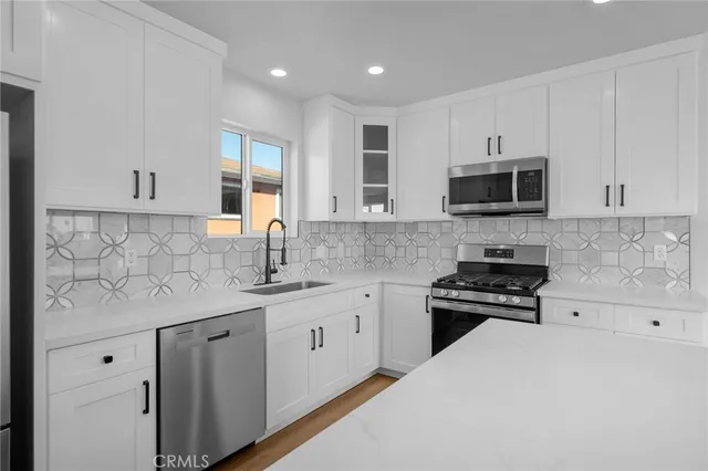 $4,900 | 3223 Lanfranco Street, Los Angeles, CA 90063