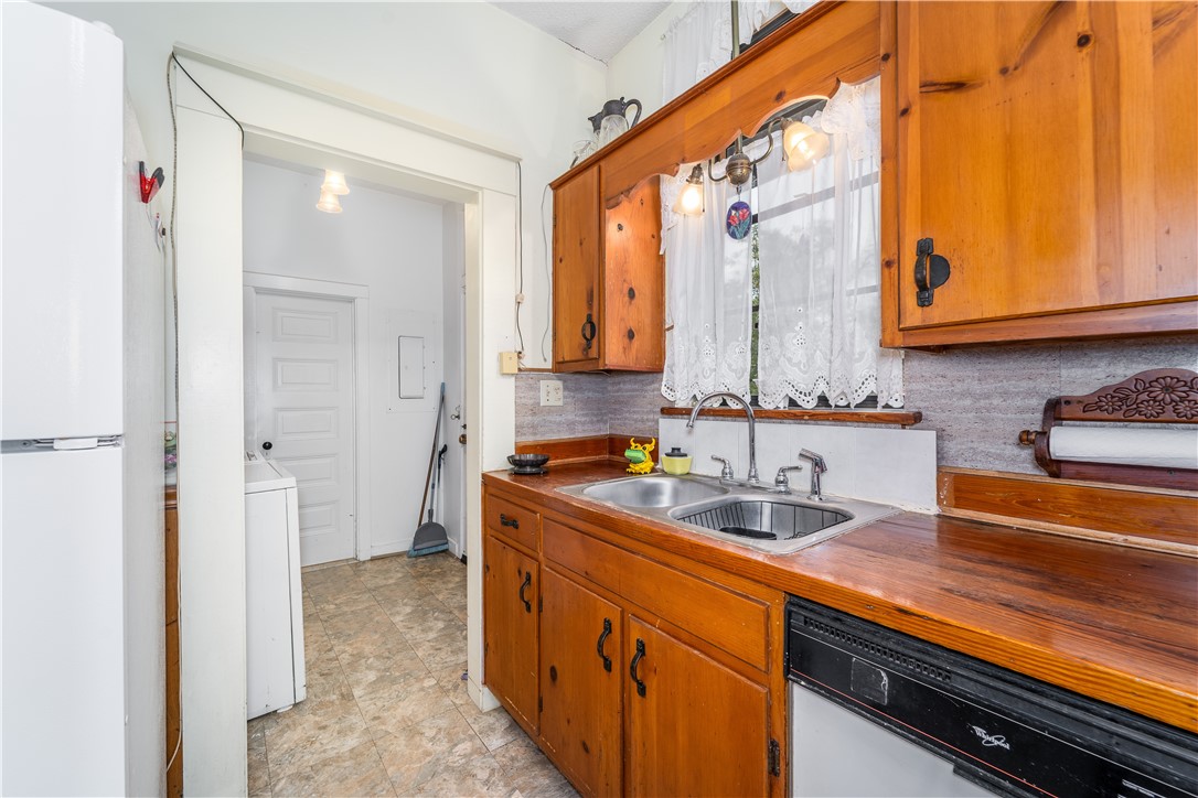 212 Butler Street Waycross, GA 31501 - Photo 15 of 35