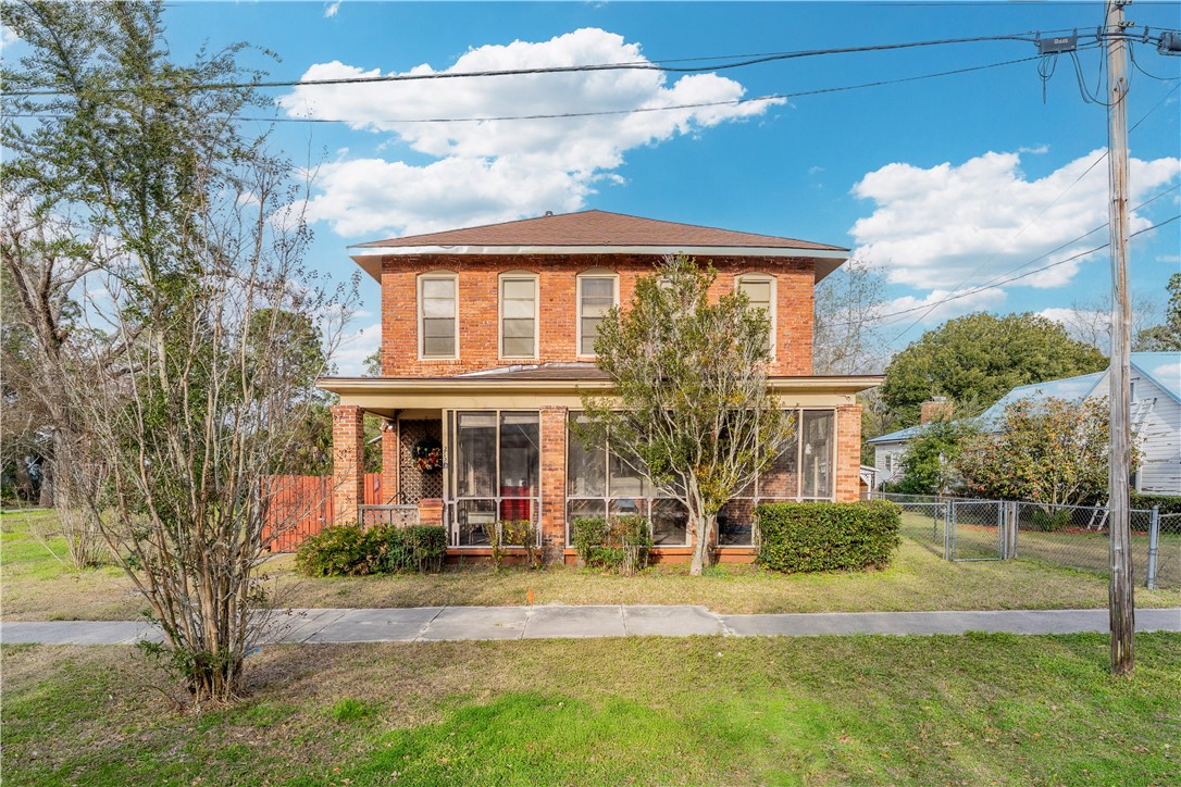 212 Butler Street Waycross, GA 31501 - Photo 2 of 35