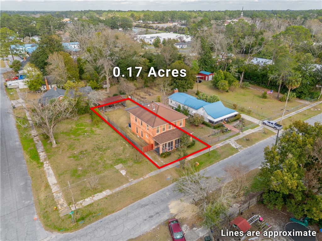 212 Butler Street Waycross, GA 31501 - Photo 3 of 35