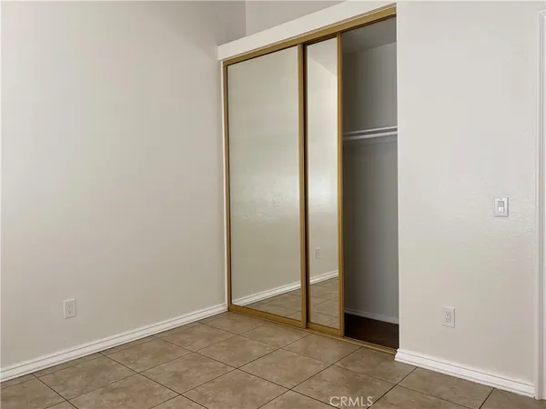 $2,100 | 12382 Wedgewood Lane, Victorville, CA 92395