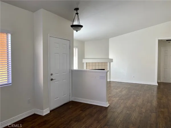 $2,100 | 12382 Wedgewood Lane, Victorville, CA 92395