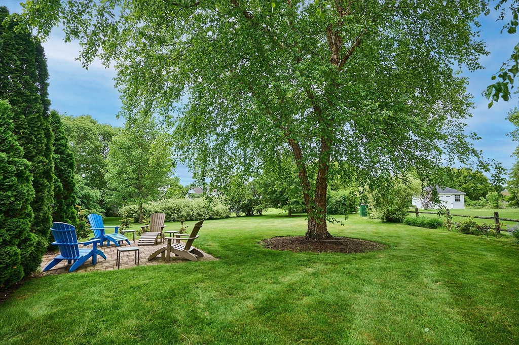 1 Spring Meadows South Hadley, MA 01075 - Photo 34 of 42