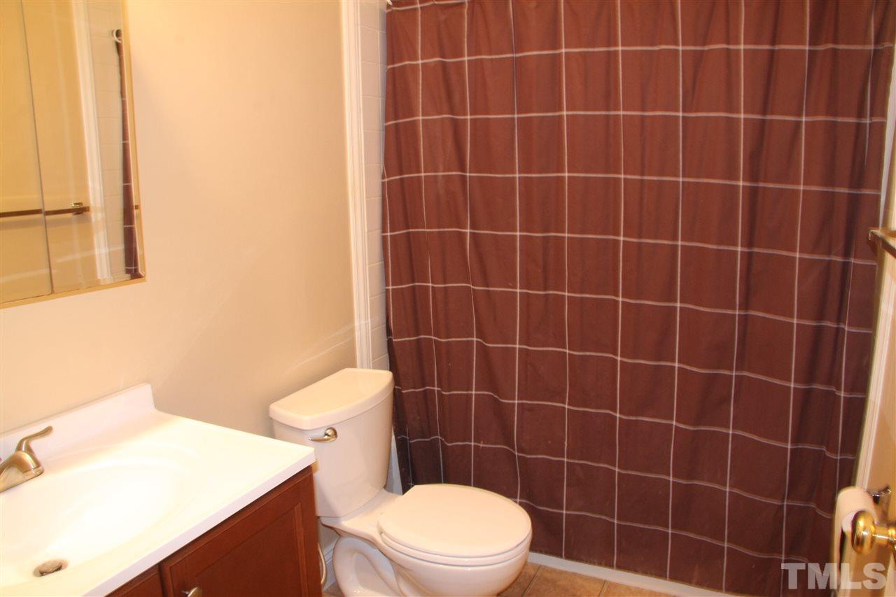 921 Silverberry Road Pittsboro, NC 27312 - Photo 13 of 23 Gallery Image 13
