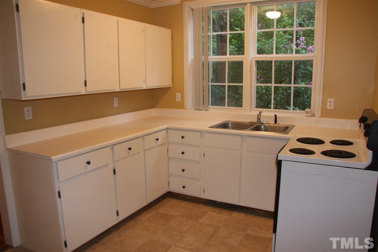 921 Silverberry Road Pittsboro, NC 27312 - Photo 9 of 23 Gallery Image 9