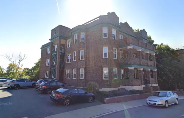 $3,700 | 75 Nottinghill Road, Unit 2A, Boston, MA 02135