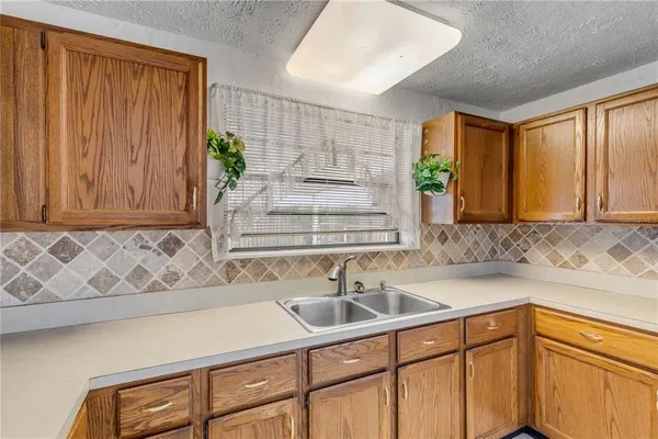 $180,000 | 114 West Pine Bluff Street, Edgewater, FL 32132