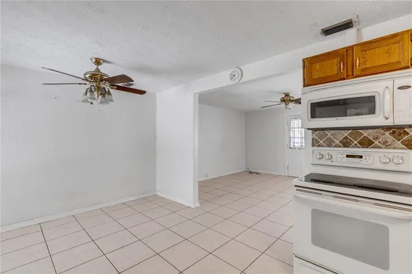$180,000 | 114 West Pine Bluff Street, Edgewater, FL 32132