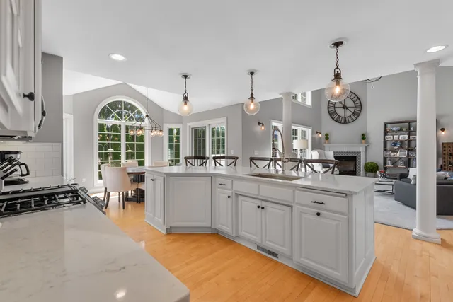 $809,000 | 329 West Bridge Street, Grafton, WI 53024