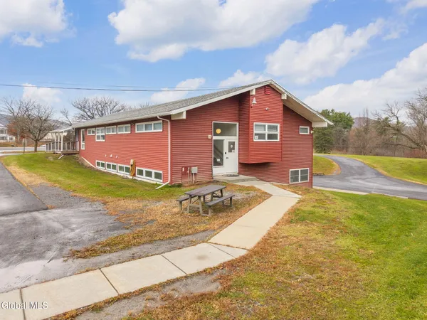 $524,000 | 4956 Highway 30, Schoharie, NY 12157