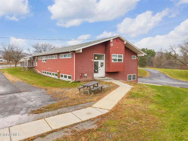 $524,000 | 4956 Highway 30, Schoharie, NY 12157