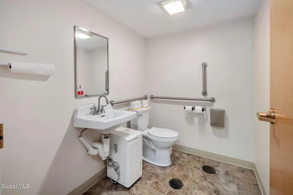 $524,000 | 4956 Highway 30, Schoharie, NY 12157