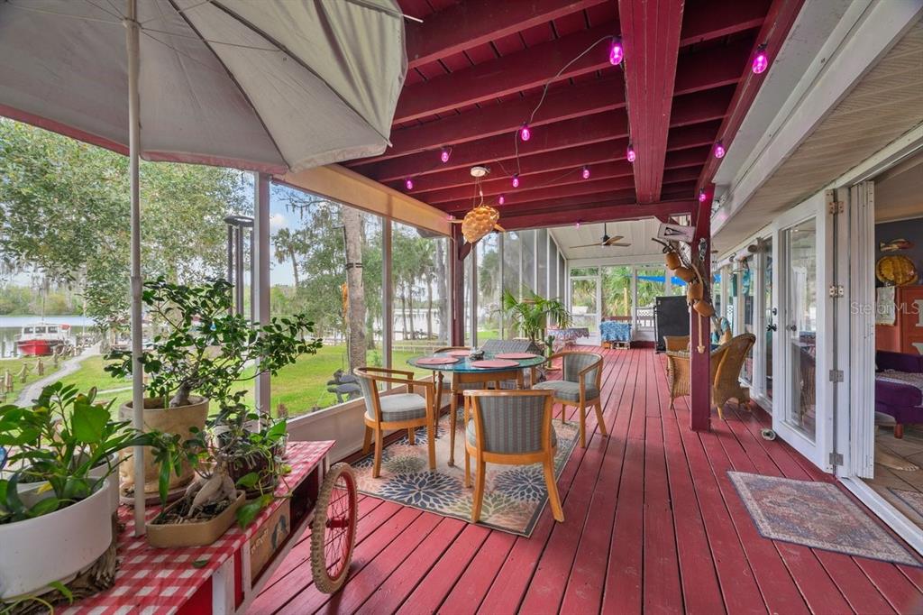 101 Orange Street Satsuma, FL 32189 - Photo 24 of 65 a outdoor space with chairs
