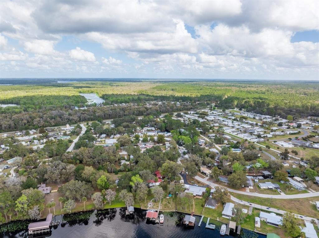 101 Orange Street Satsuma, FL 32189 - Photo 61 of 65 a view of city and ocean