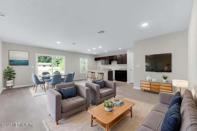 $255,000 | 8571 Firetower Road, Jacksonville, FL 32210