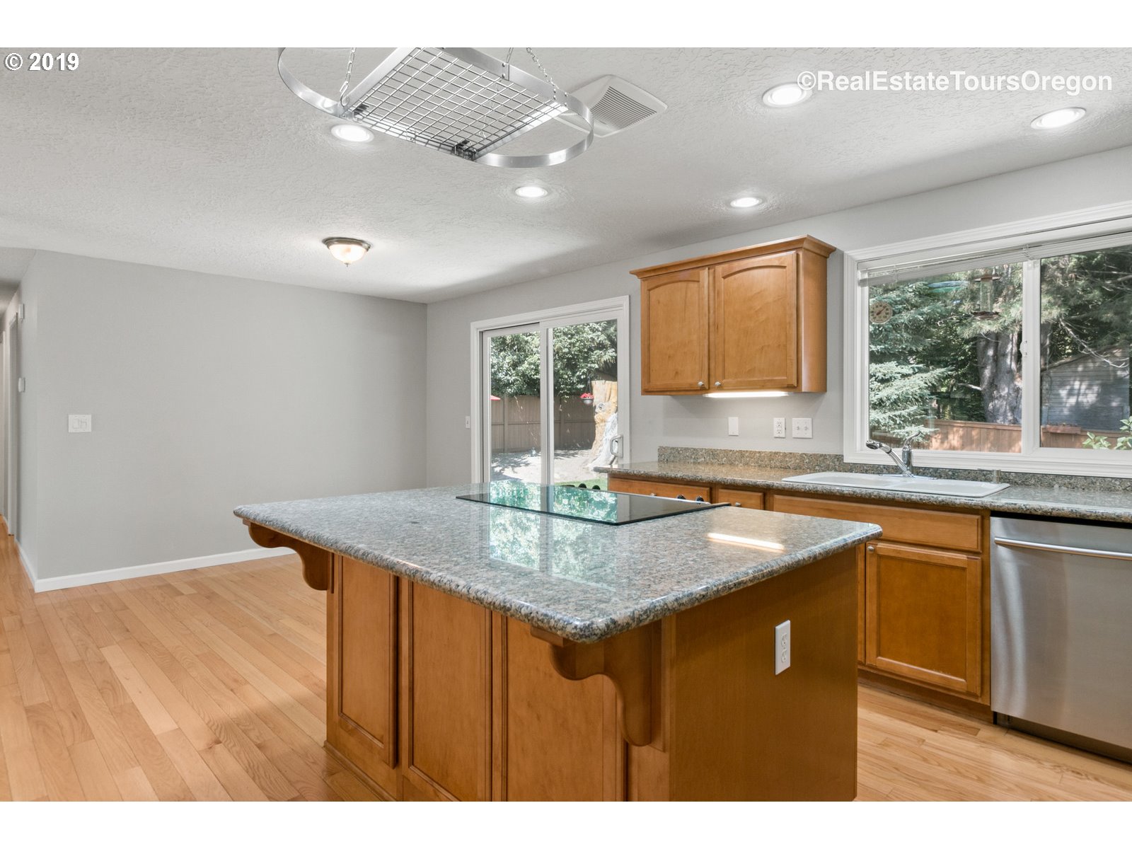 1530 Northwest Saltzman Road Portland, OR 97229 - Photo 11 of 32 Gallery Image 11