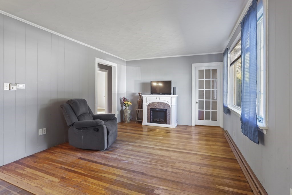 10 Point Street Haverhill, MA 01832 - Photo 8 of 25 Gallery Image 8